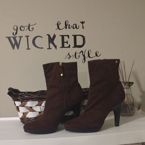 Isaac Mizrahi Booties